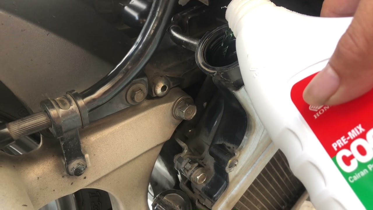 CARA MENGURAS AIR RADIATOR PCX 160