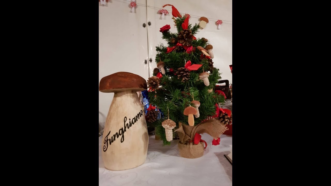 FUNGHIAMO - PRANZO DI NATALE (BY GIUSEPPE INCERTI)
