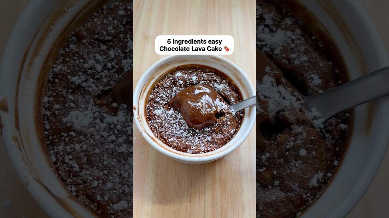 No butter!! 5 ingredients easy chocolate lava cake🍫 recipe in the comments #easyrecipe #cake