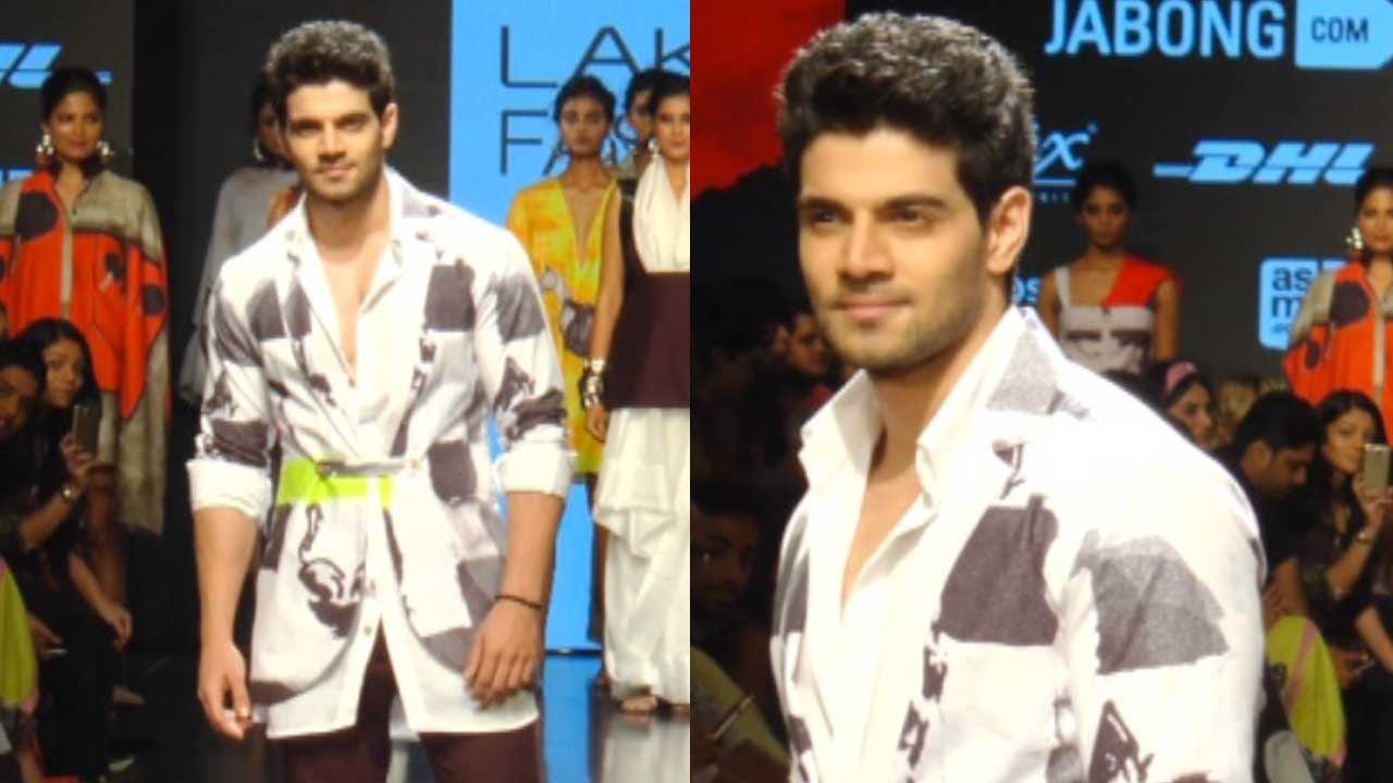 LFW 2015: Sooraj Pancholi Walks The Ramp For Masaba Gupta