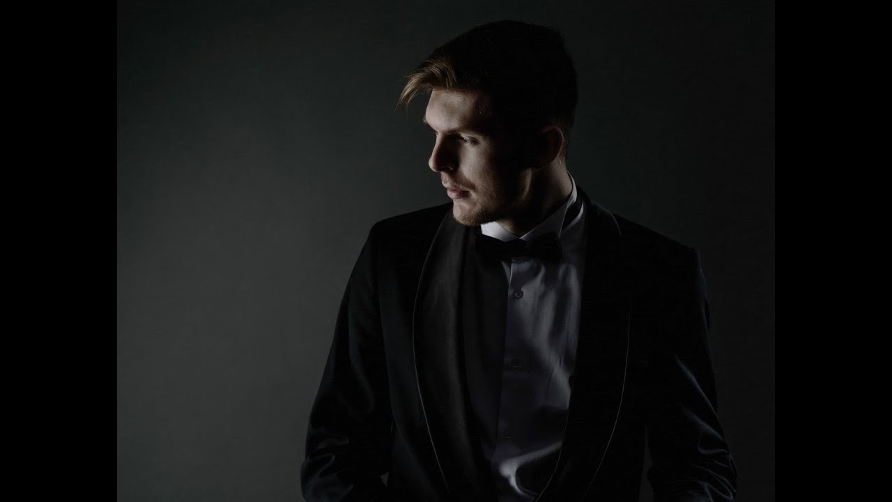 Efim Zavalnyy |baritone| - N.Valente "Passione"