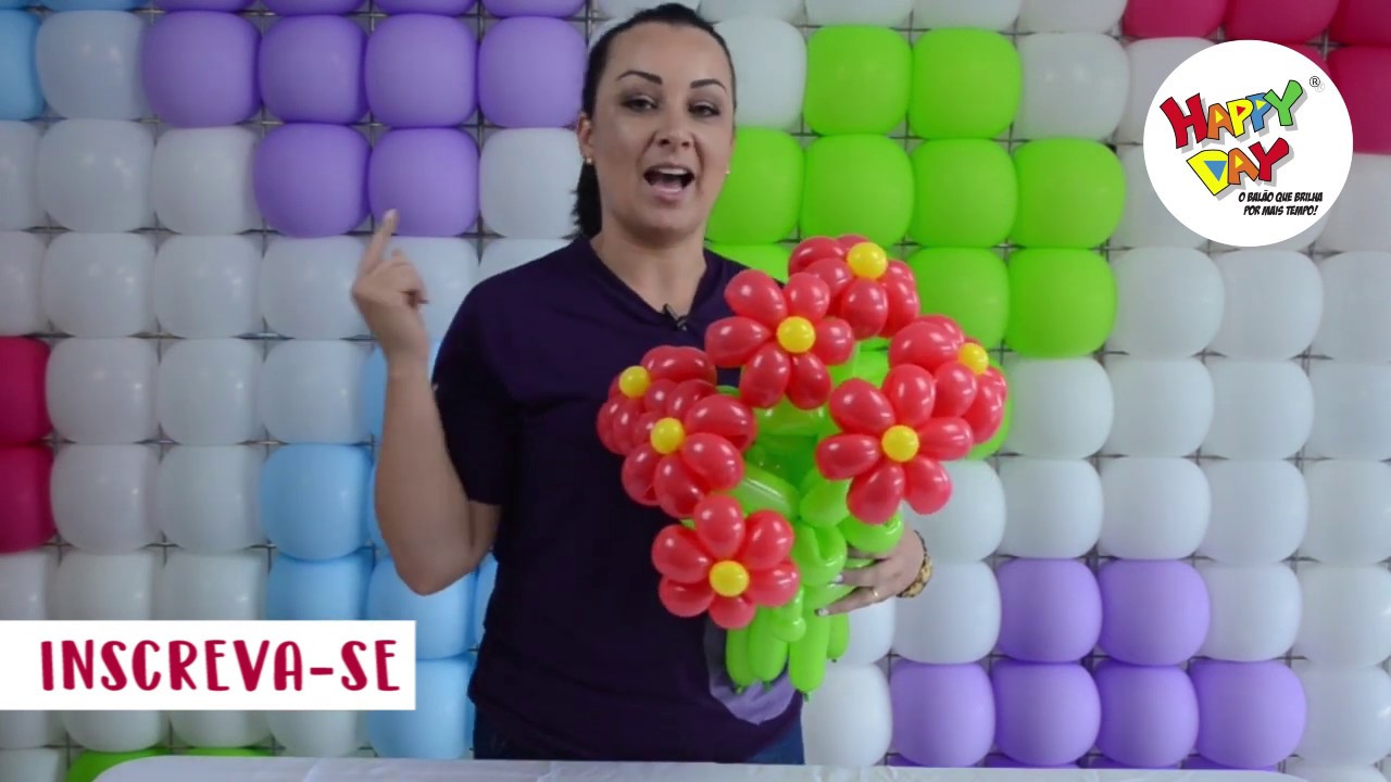 Buquê de Flores Vermelhas feita com Balões