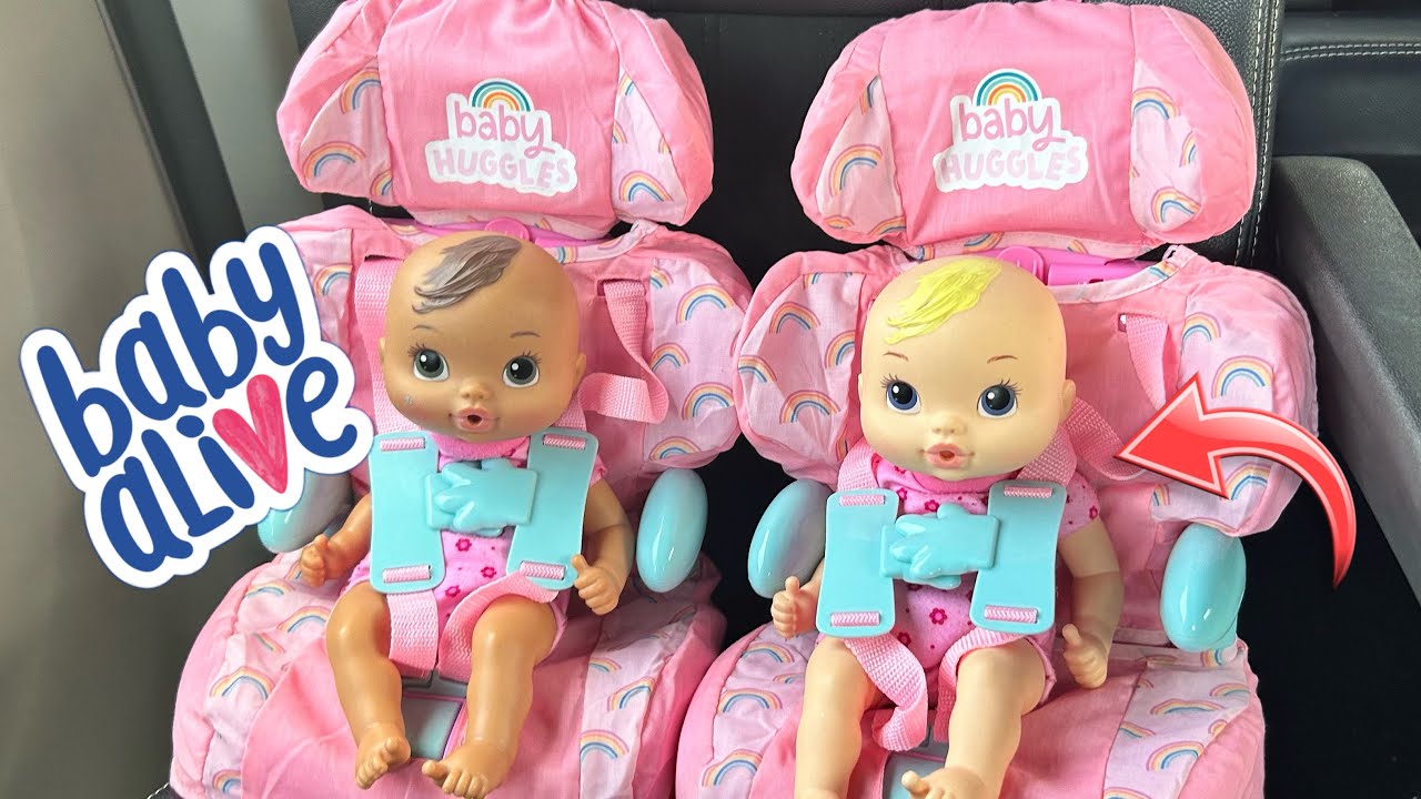 BABY ALIVE newborn girls go on a outing 🛒 shopping and Chuck E. Cheese ☀️