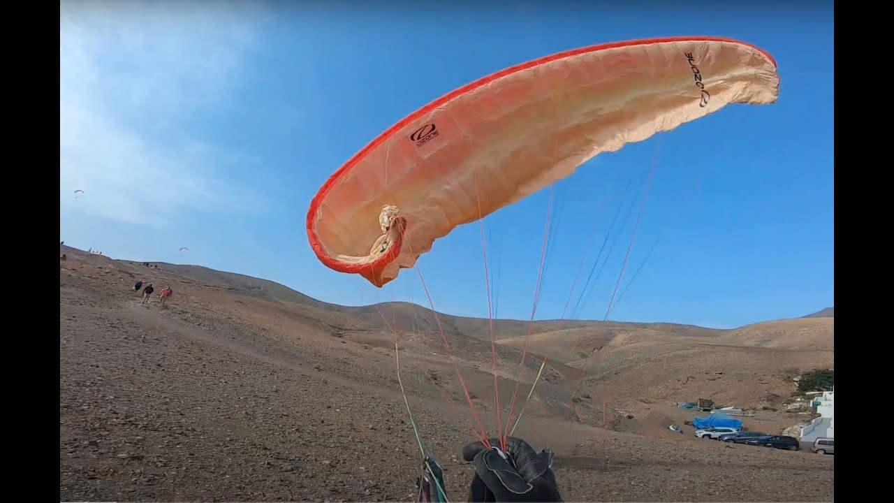 Lanzarote paragliding: Playa Quemada, cravat takeoff and power lines adventures