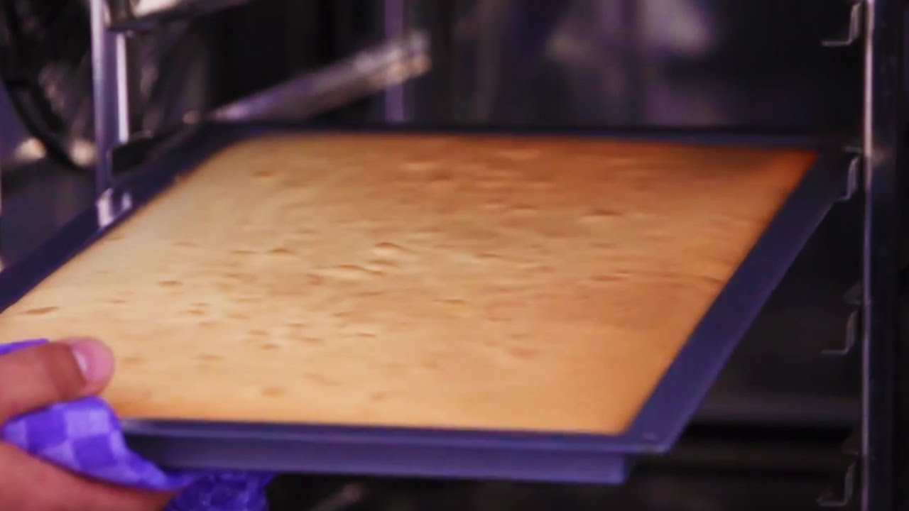 How-to bake a Sponge Cake | RATIONAL SelfCookingCenter