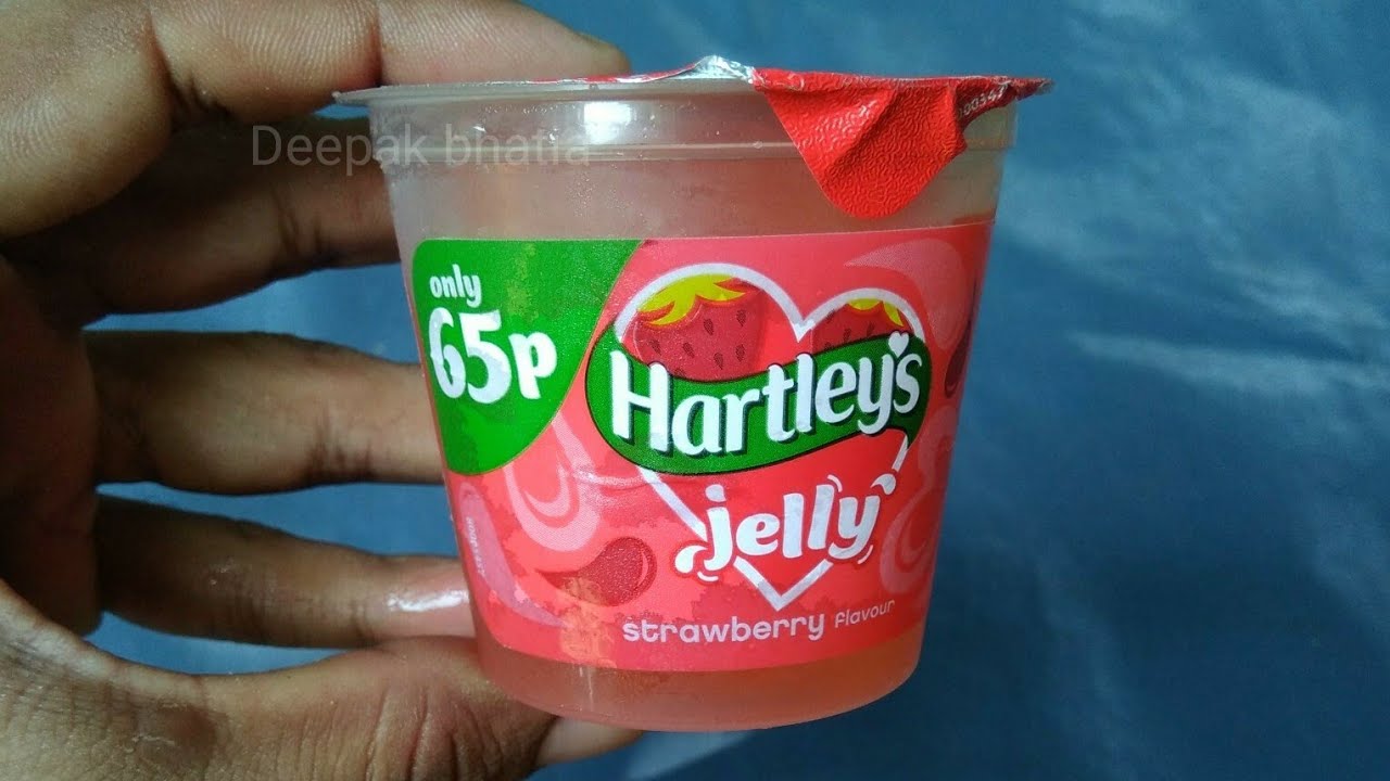 Hartleys strawberry flavour jelly