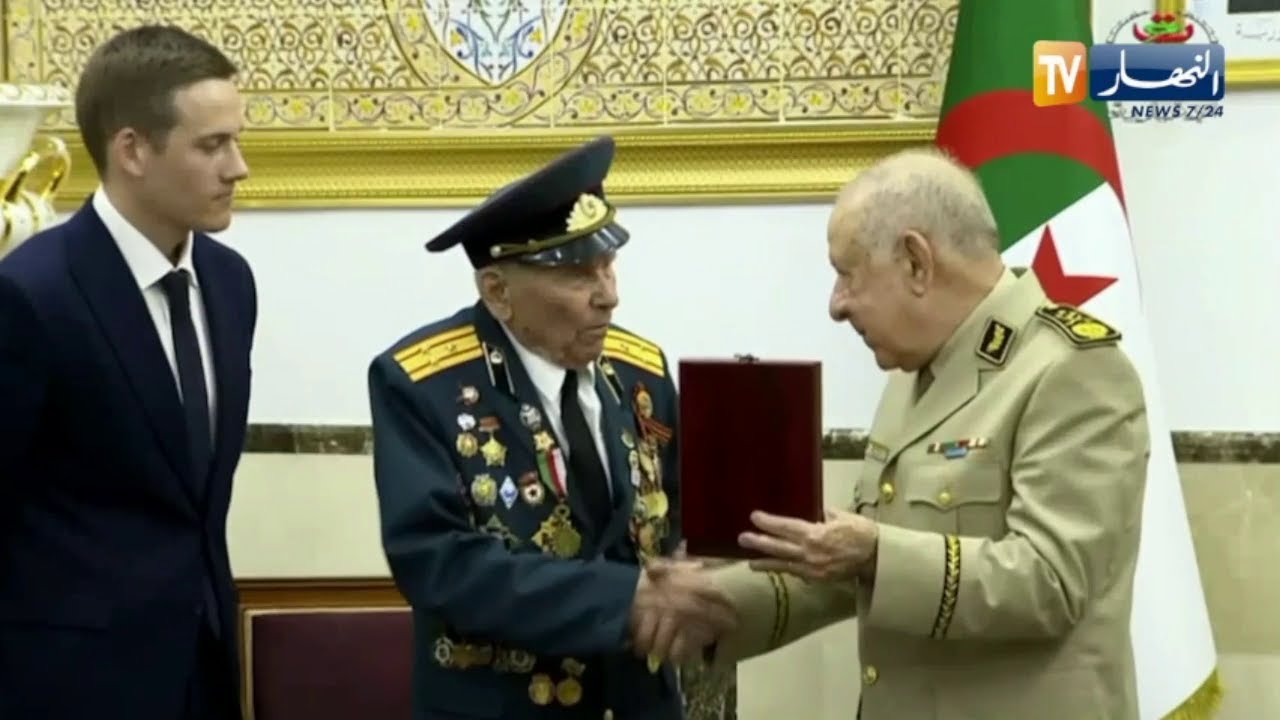 الفريق أول سعيد شنقريحة يستقبل العقيد المتقاعد الروسي أندري بافيلينكو