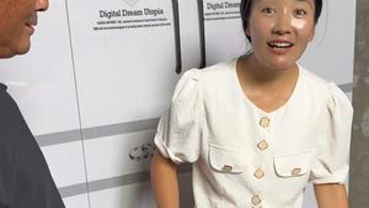 我都觉得我娶了个傻媳妇，自己会过的的不行，傻大方#新农人计划 #我的乡村生活日记 #生活日常