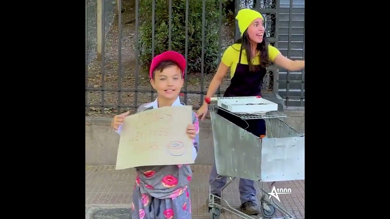 Niño malcriado recibe una gran lección de parte de dos desconocidos...