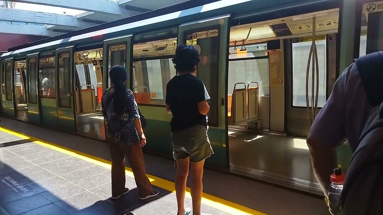 ns 93 2074 siendo evacuado estación san Pablo L1
