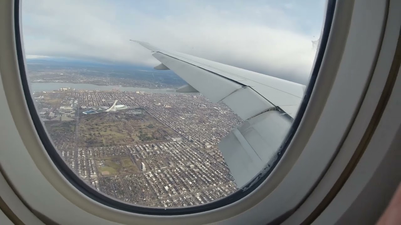 Atterrissage du vol AC871 (Air Canada) à Montréal le 10/04/2022.
