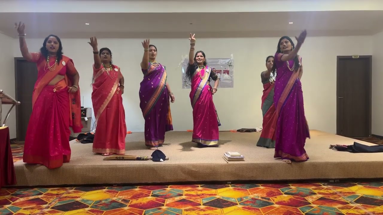 Women’s day dance performance by Baipan bhari girls #baipanbharideva #womensday   #womenempowerment