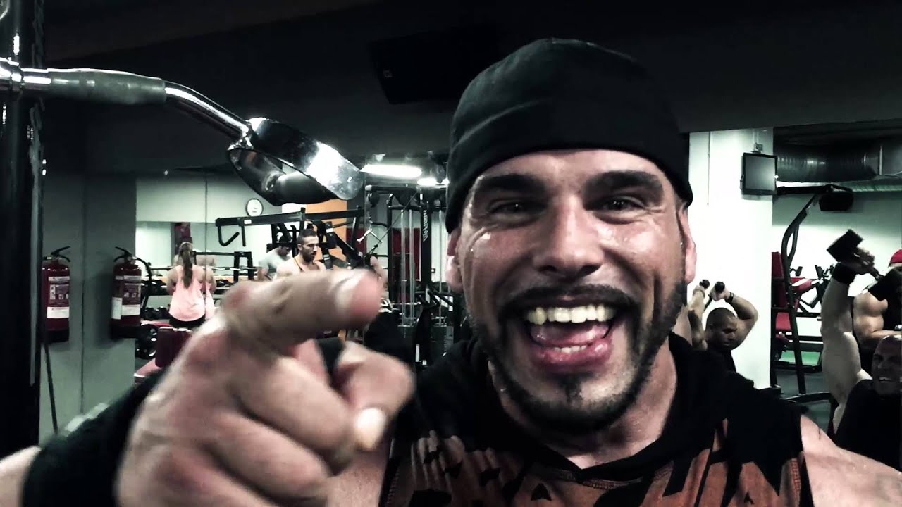 Entrenamiento de Biceps y Triceps con Sergio Fernandez coach
