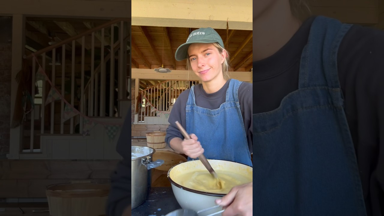 Home made ice cream the vintage way 😋 This summer was amazing! 🌱🌞