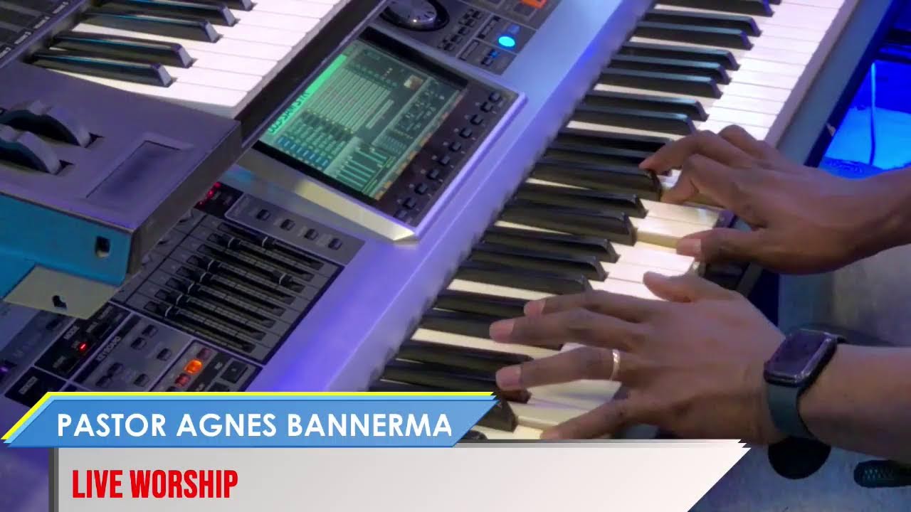 LIVE WORSHIP
