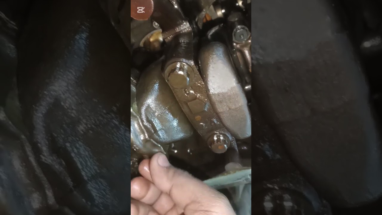 Hiroof engine overhauling