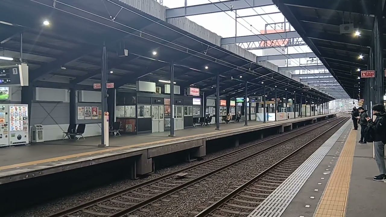 [A更新車+VW+A更新車]近鉄1436系VW36編成+近鉄1437系VW43編成+近鉄1620系VG21編成快速急行大阪上本町行き近鉄八尾駅高速通過！