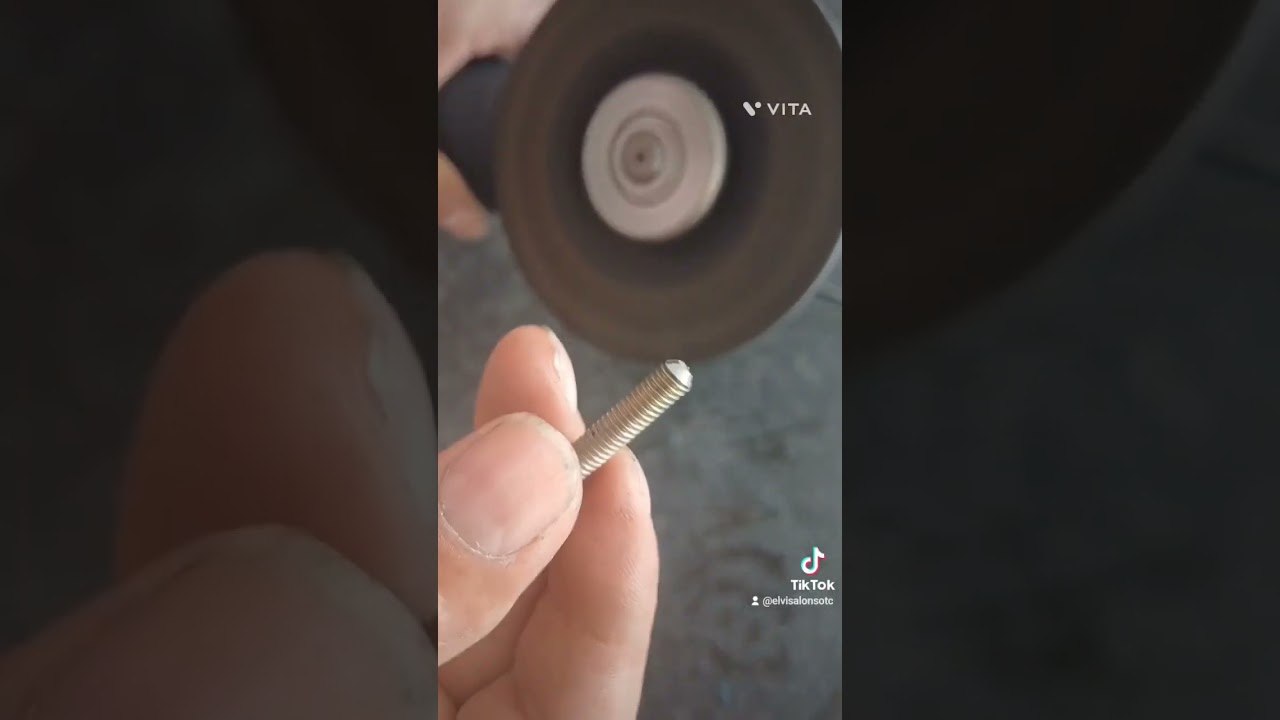 secreto o idea para pernos y tuercas#ideascreativas #construccion #trucos #pernos #tuercas #enpernar