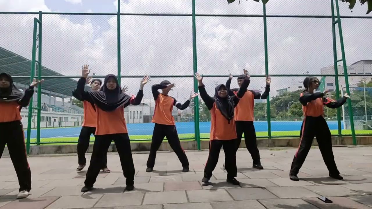 Tugas PJOK: Senam Irama | Kelompok 2 XII-1 SMAN 4 Surabaya