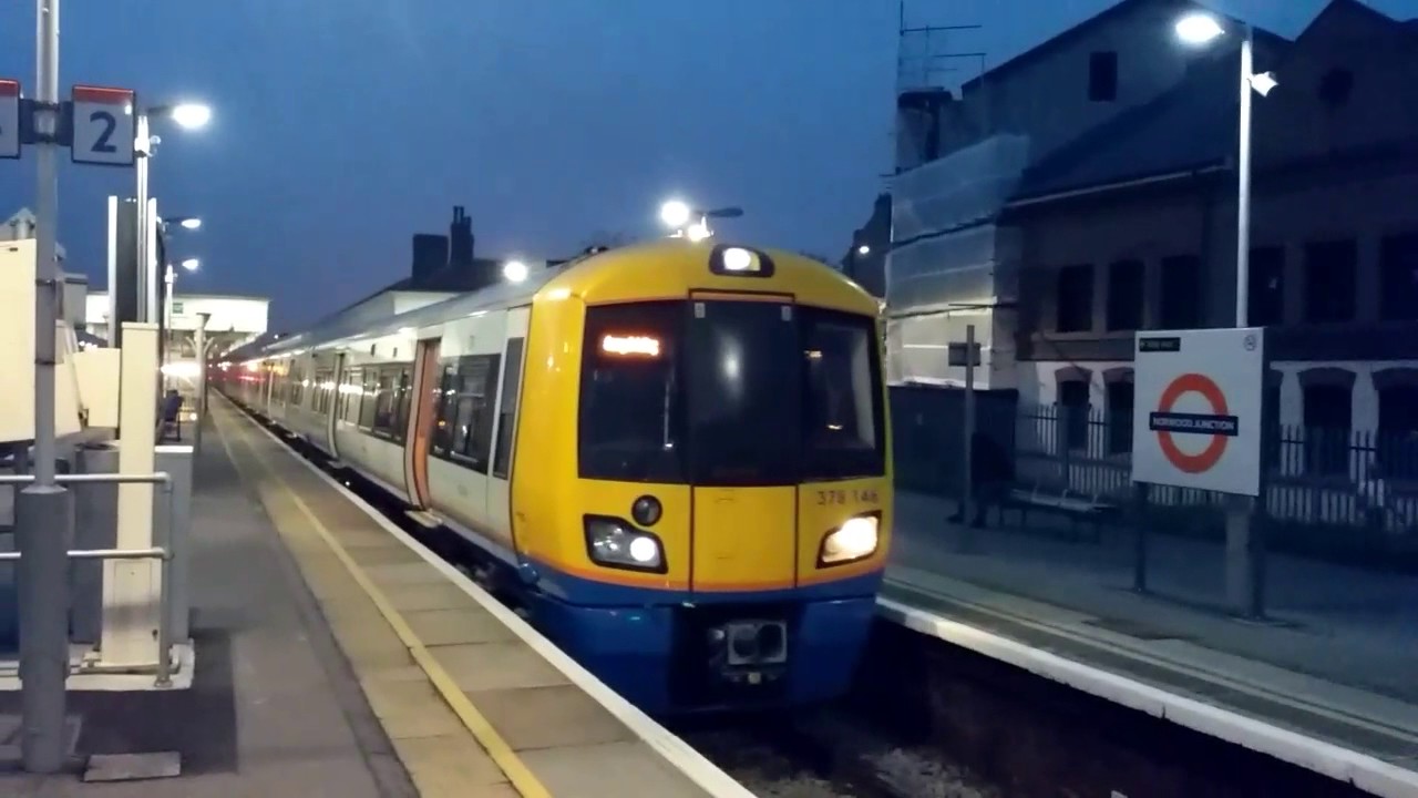 Trains at norwood junction 19.12.16