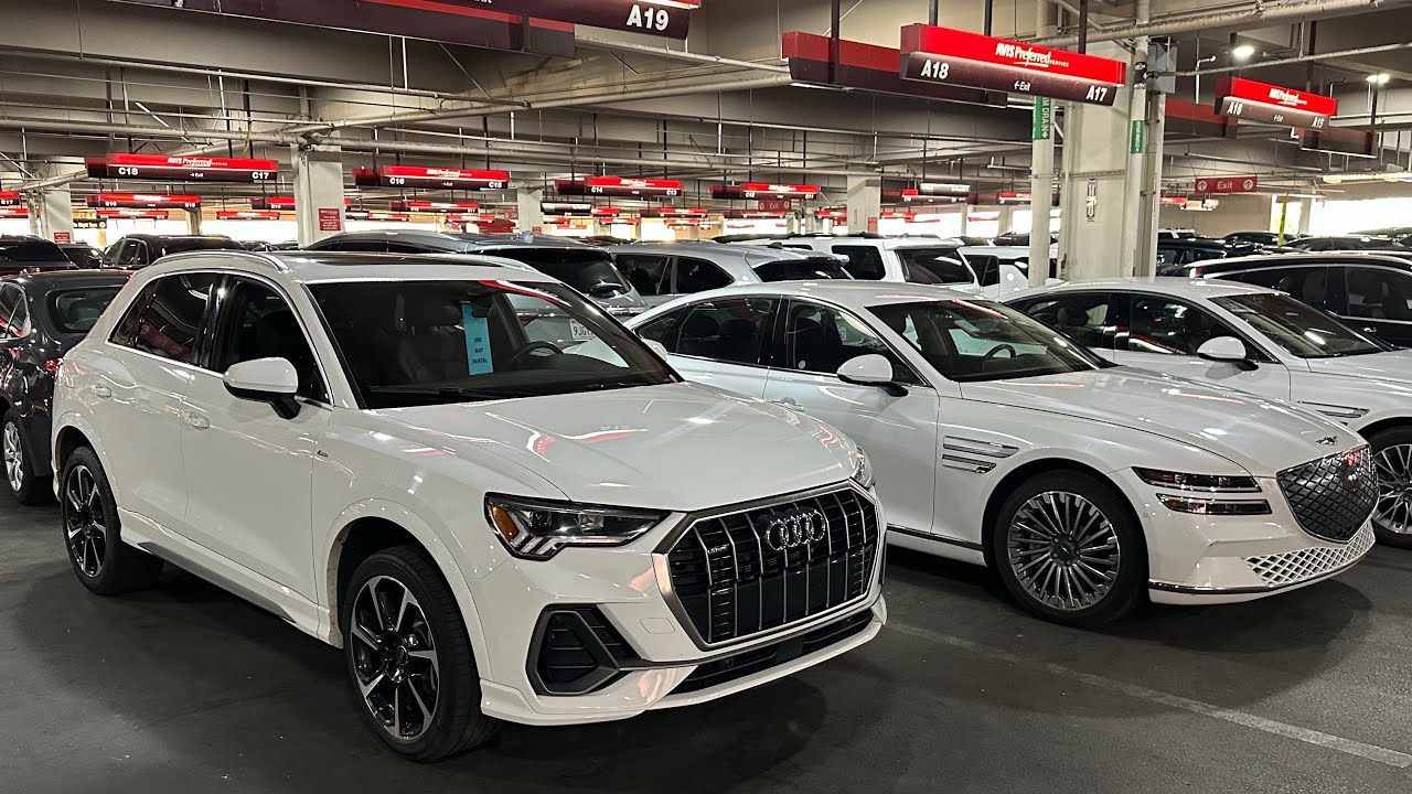 AVIS BUDGET - LAS VEGAS Harry Reid International Airport (LAS) - Car Rental Selection