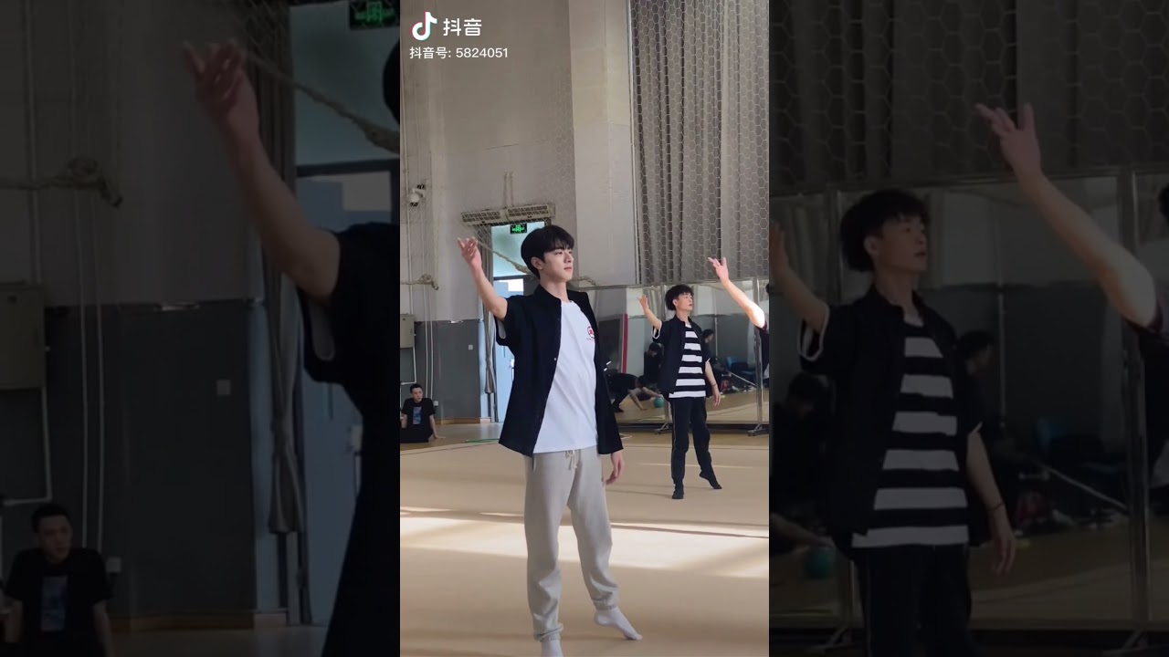 [抖音]Học cùng trường với Lâm Nhất thì sẽ như thế nào!!