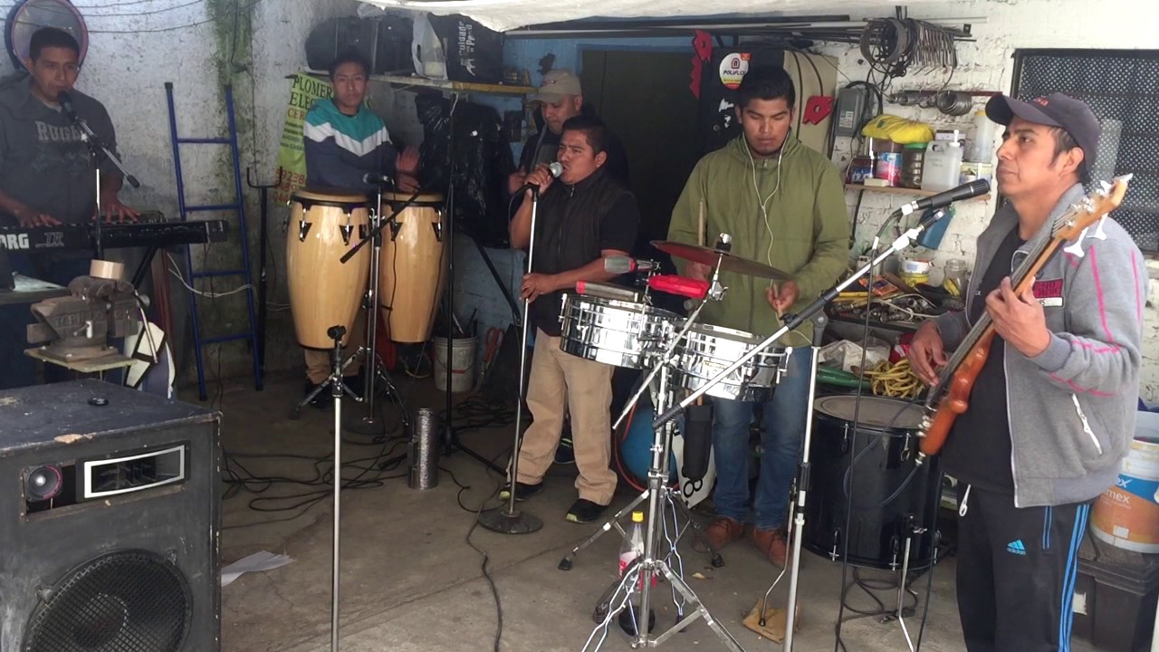 Muñeca esquiva - grupo Tormenta musical ensayo 2017 en vivo cumbia Xochimilco