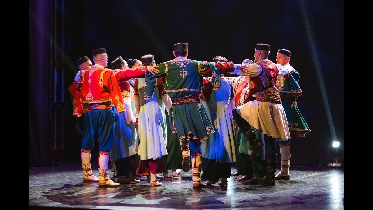 Igre iz Crne Gore - Folklorni ansambl Podgorica