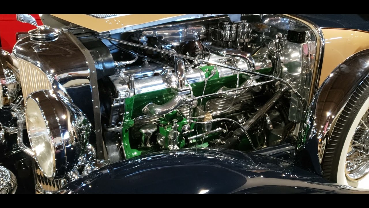 Duesenberg J 562 engine cold start