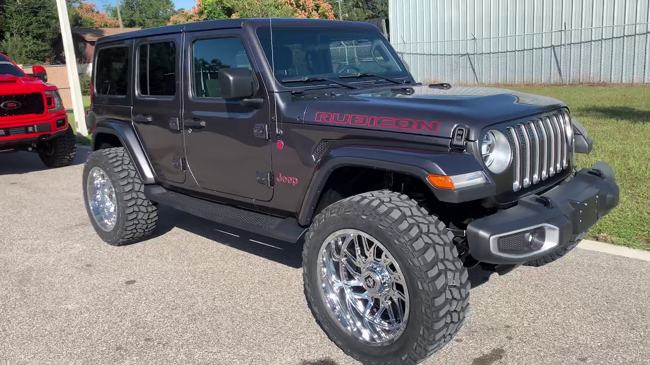2018 Jeep Jl wrangler lifted 2.5 inches Rough Country lift 22x12 Tis wheels 35 inch tires