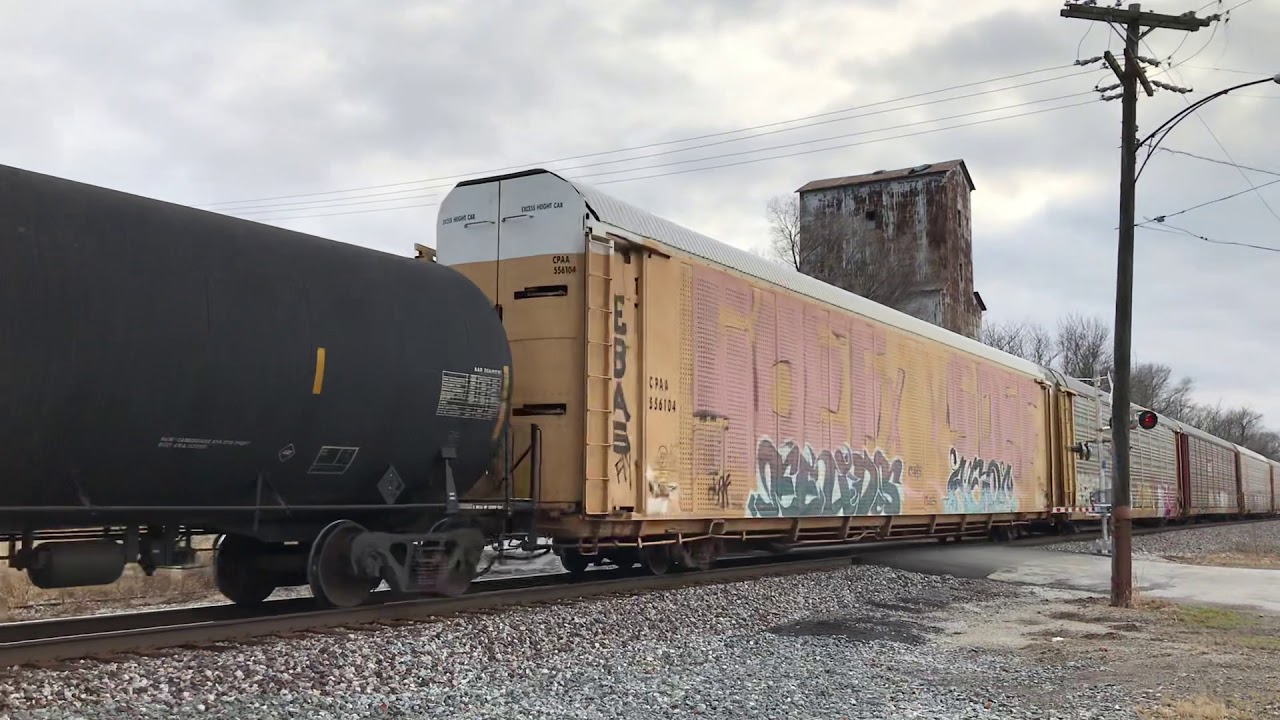 NS 8132 North in Decatur, IL on 11-22-2020