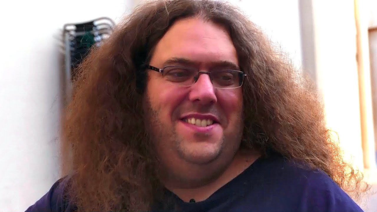 לוקץ', הראפר שגידל את טונה ורביד פלוטניק, מדבר על המוזיקה ויוצא נגד מי שנכנס לו לצלחת