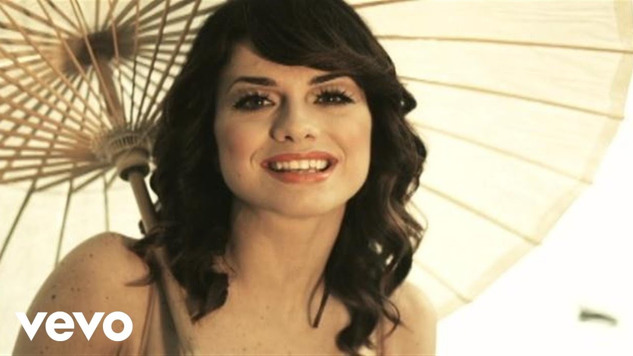 Dolcenera - La Più Bella Canzone D'Amore Che C'è (videoclip)