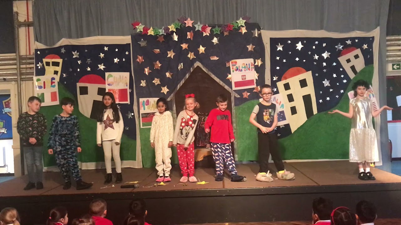 Haslucks Green Junior School Christmas Play 2021: Children of the World