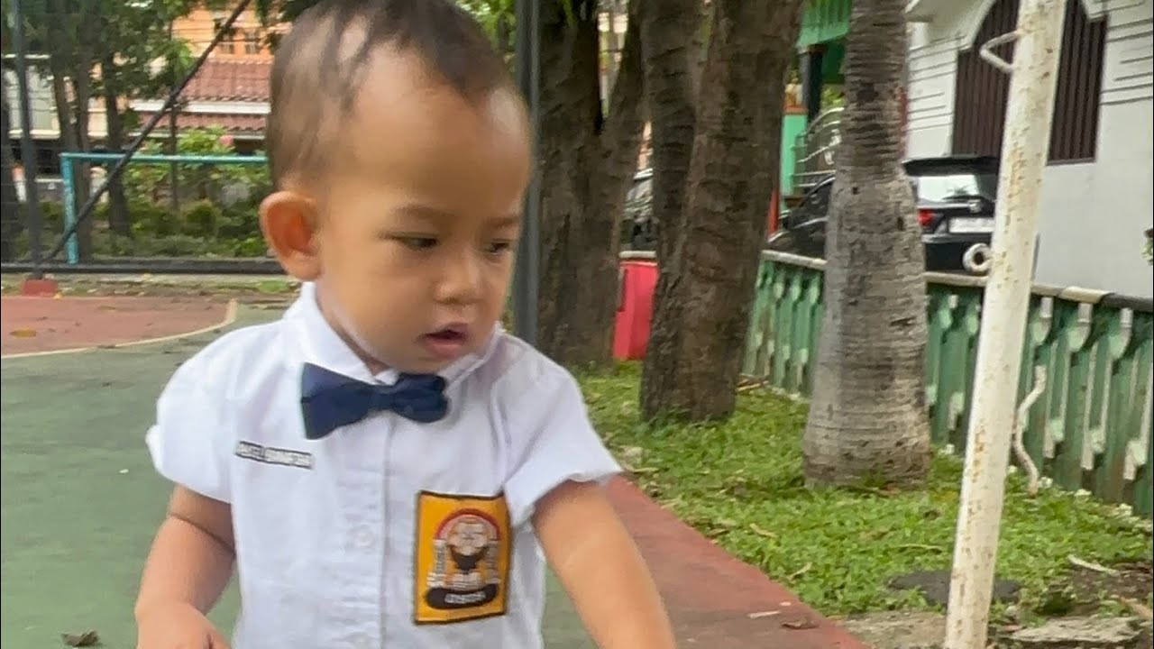 Ays udah mau sekolah