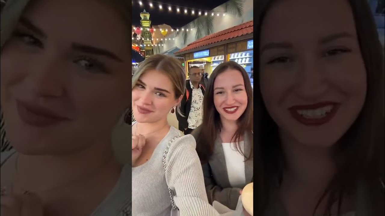 اليونا في القرية العالمية 🎡