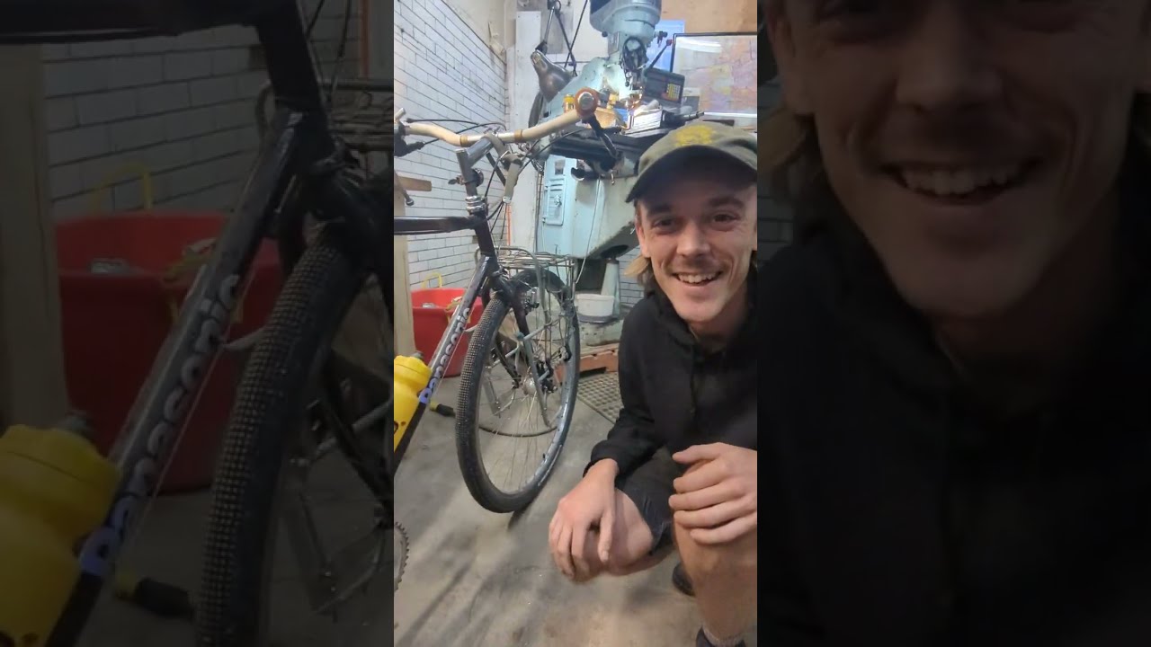 Mechanic Bike Feature: Dan's Panasonic CB 2000