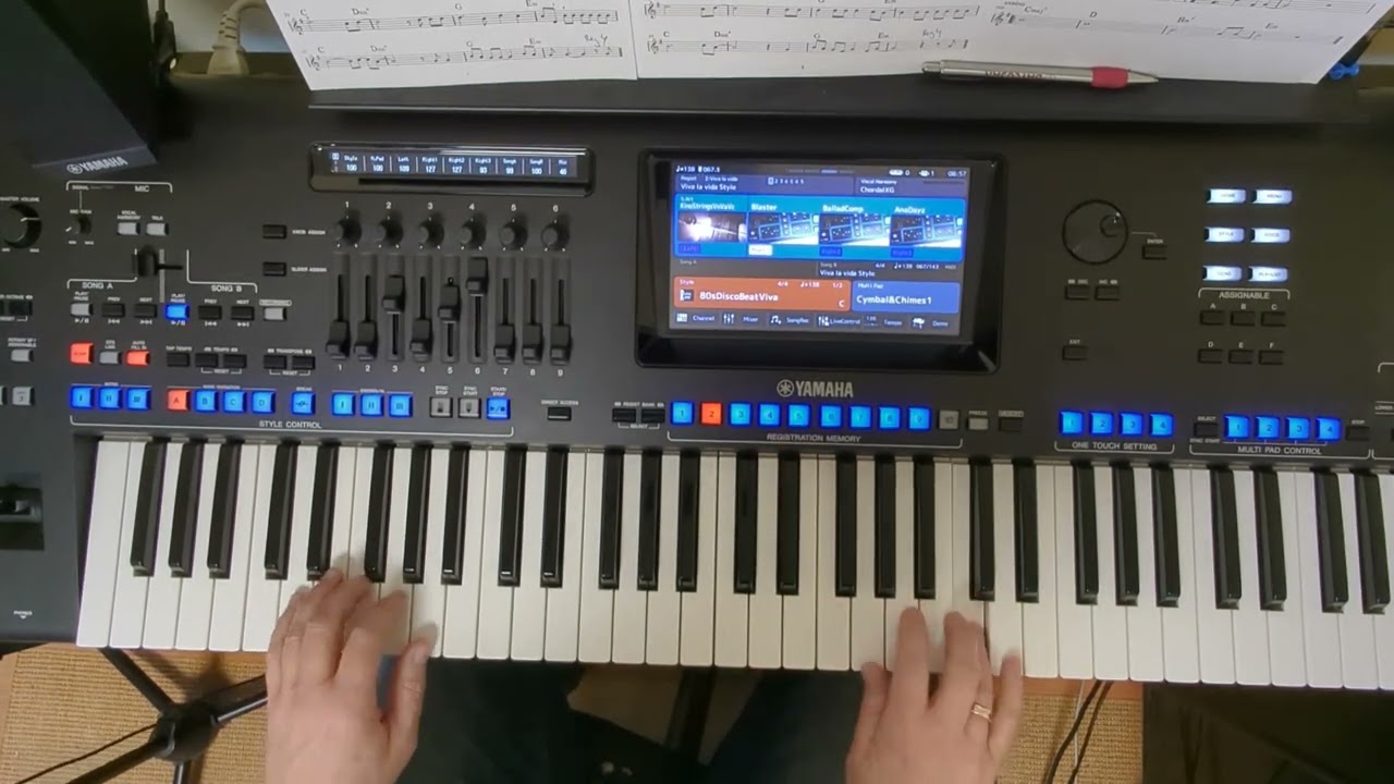 Viva la vida (Coldplay) live mit Genos 1 Keyboard
