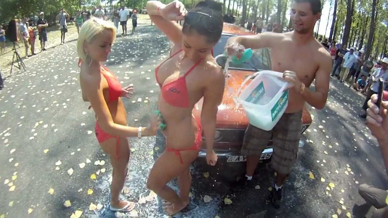 Lada Sexy Bikini Car Wash - LCH
