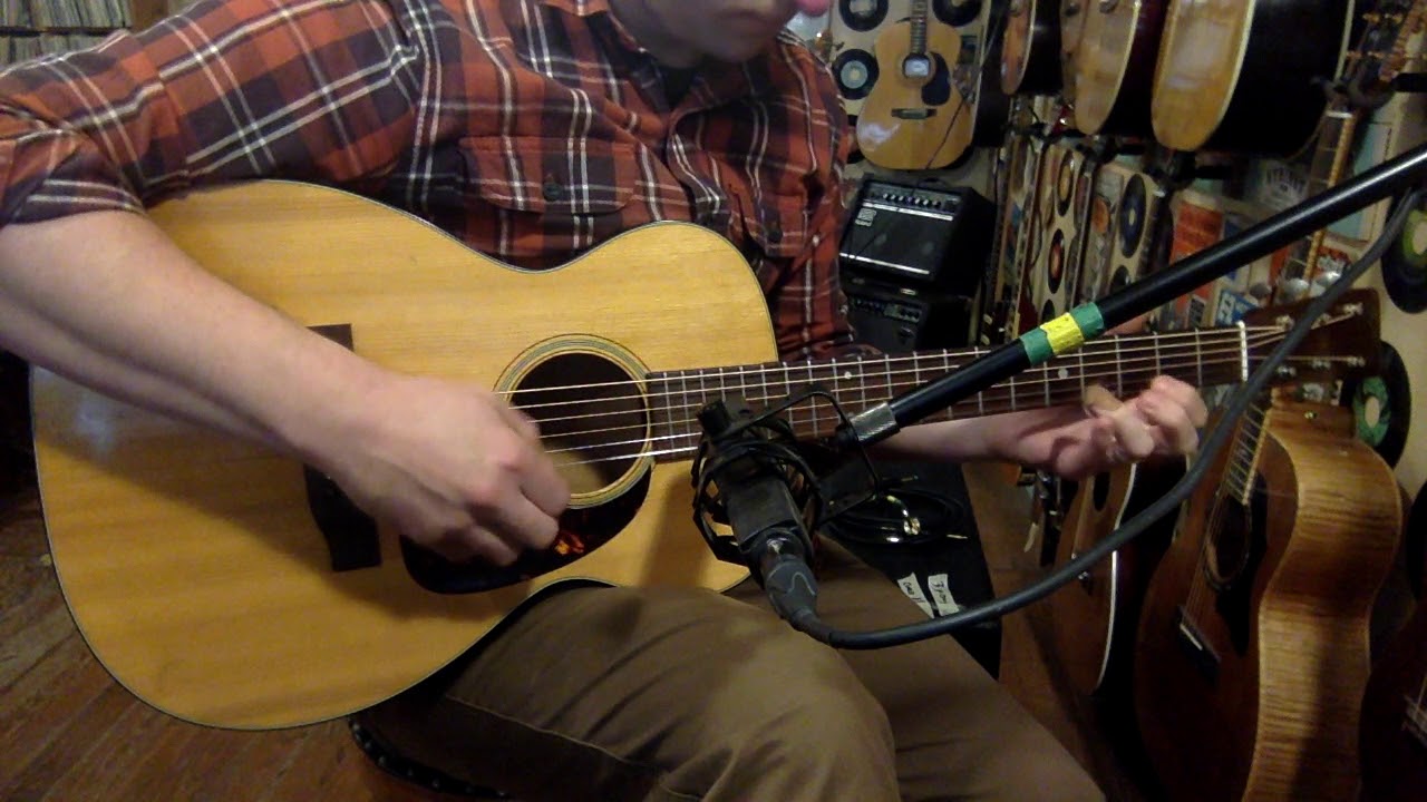 1967 Martin 0-18 flattop guitar
