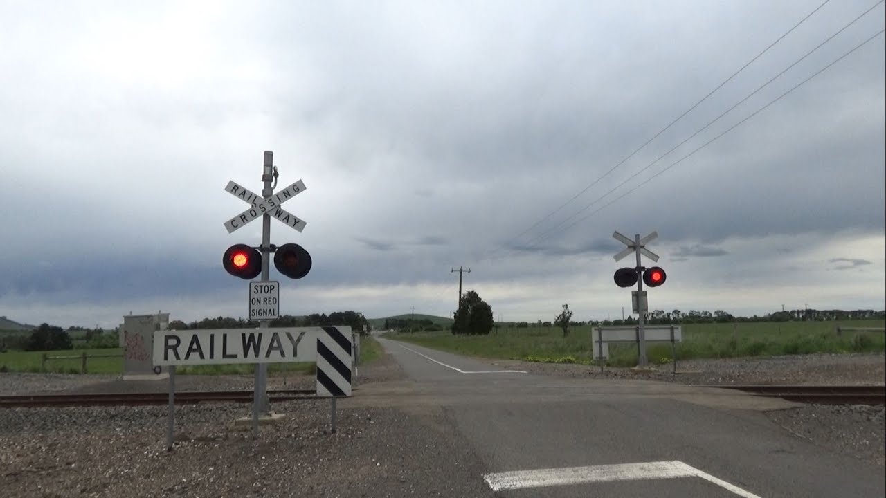 Carpenter Rd Level Crossing, Windermere