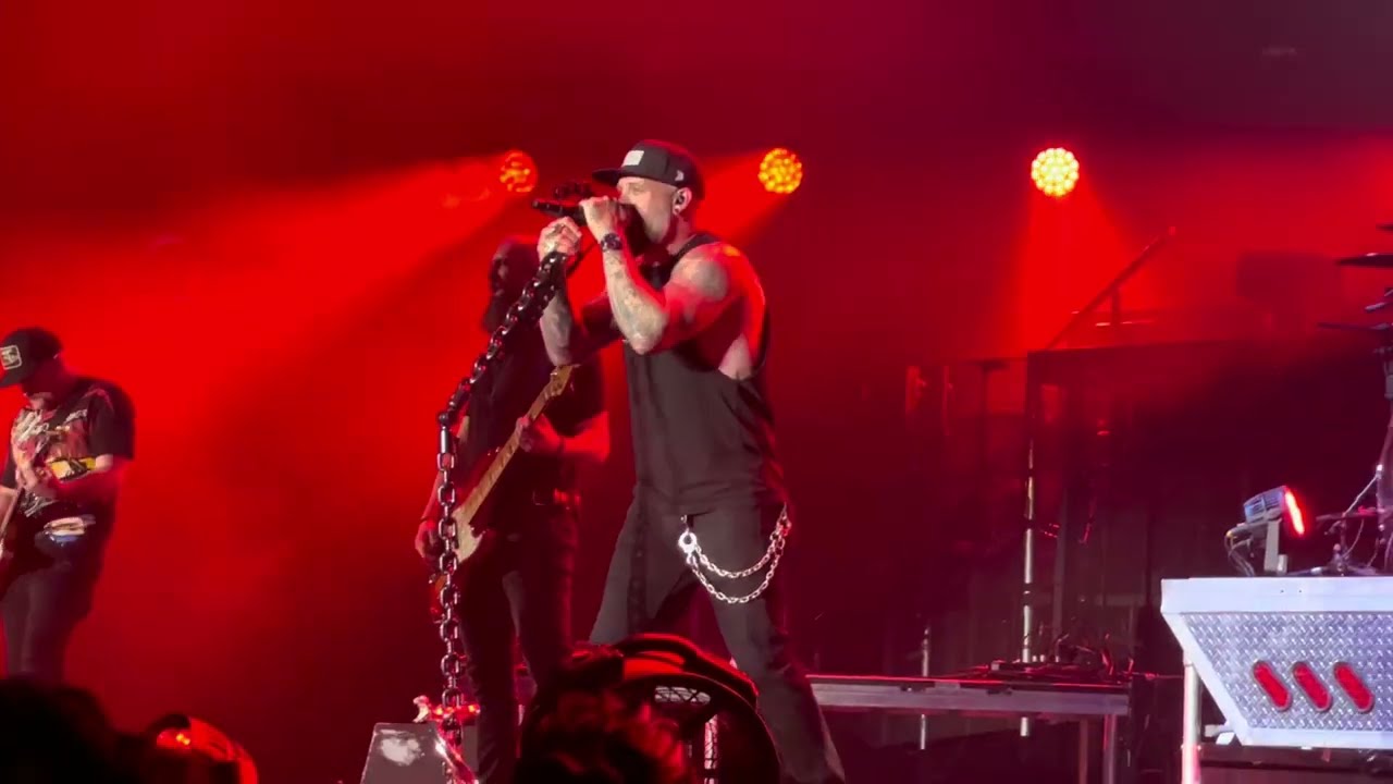 Brantley Gilbert  -   Read Me My Rights. Live. Los Angeles, CA 14.07.2023