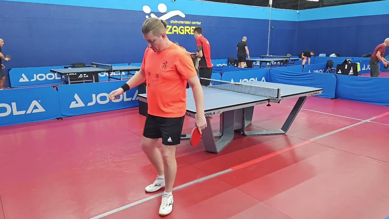 Turnir 26.11.2025. Matej Lacković vs Hrvoje Livnjak