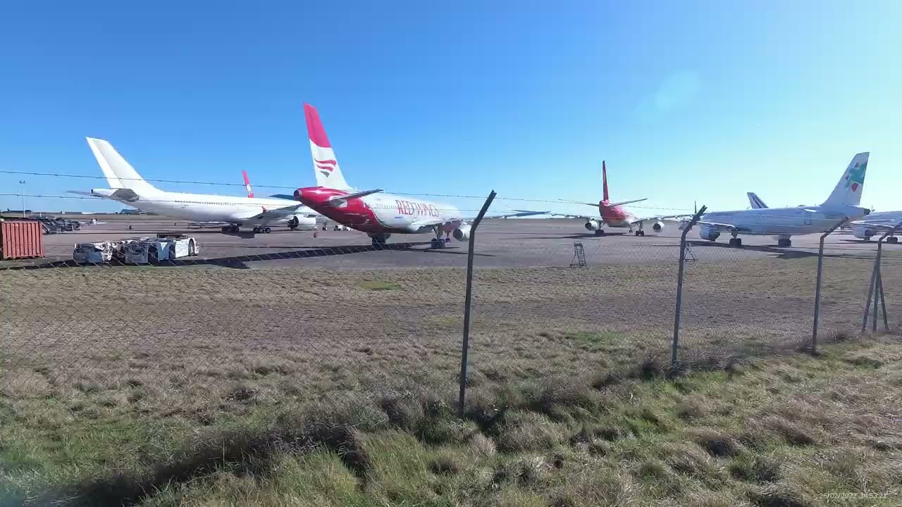 [4K] Walking in Marcel Dassault Airport, Châteauroux, Indre, FRANCE