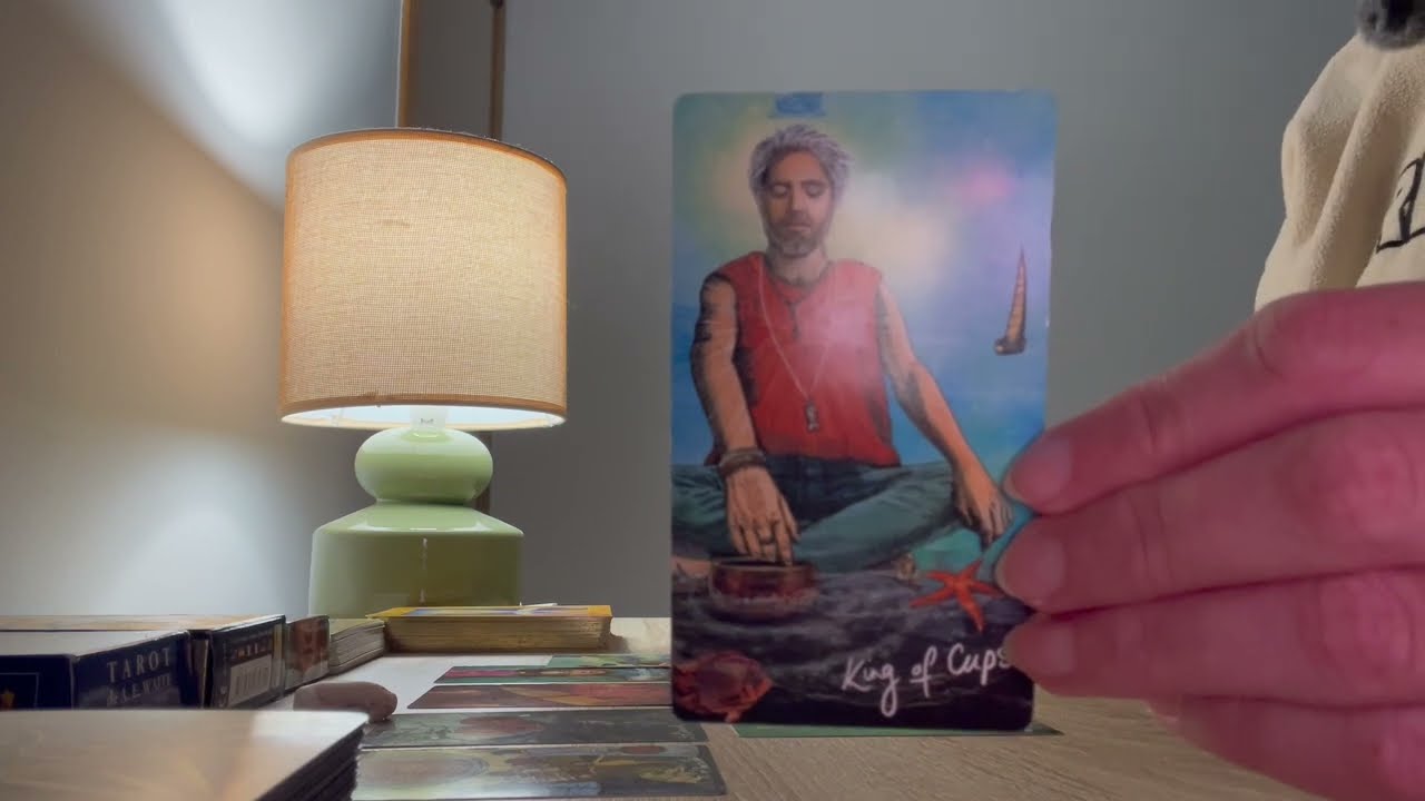 LE GUSTARÍA SABER A TU PERSONA ESPECIAL QUÉ SIENTES AHORA POR EL O POR ELLA   #tarotamorhoy  
