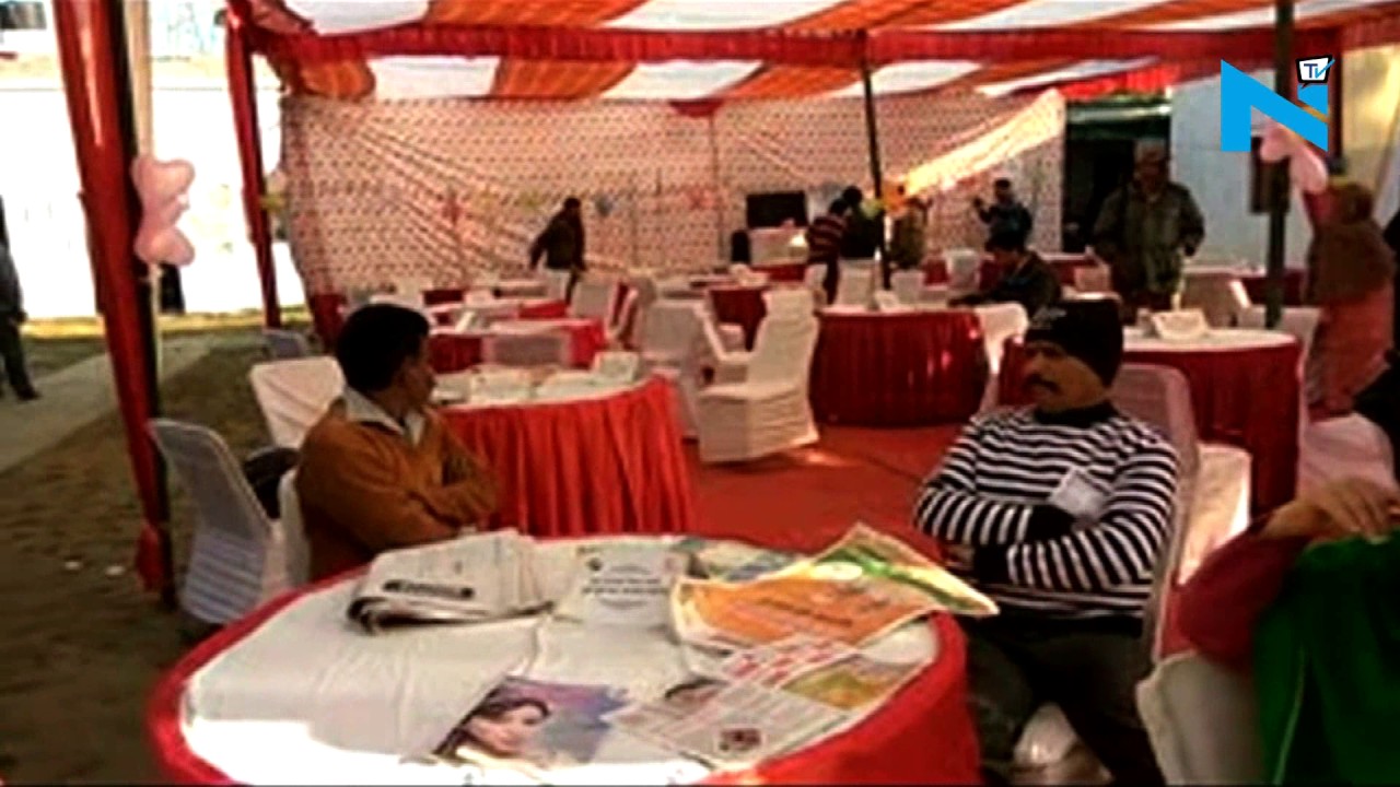UP Polls 2017: Model polling booths in Agra attract voters