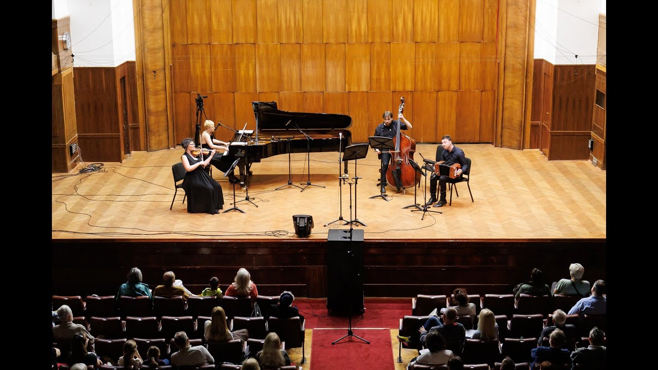 Libercuatro tango ensemble - Astor Piazzolla: Oblivion