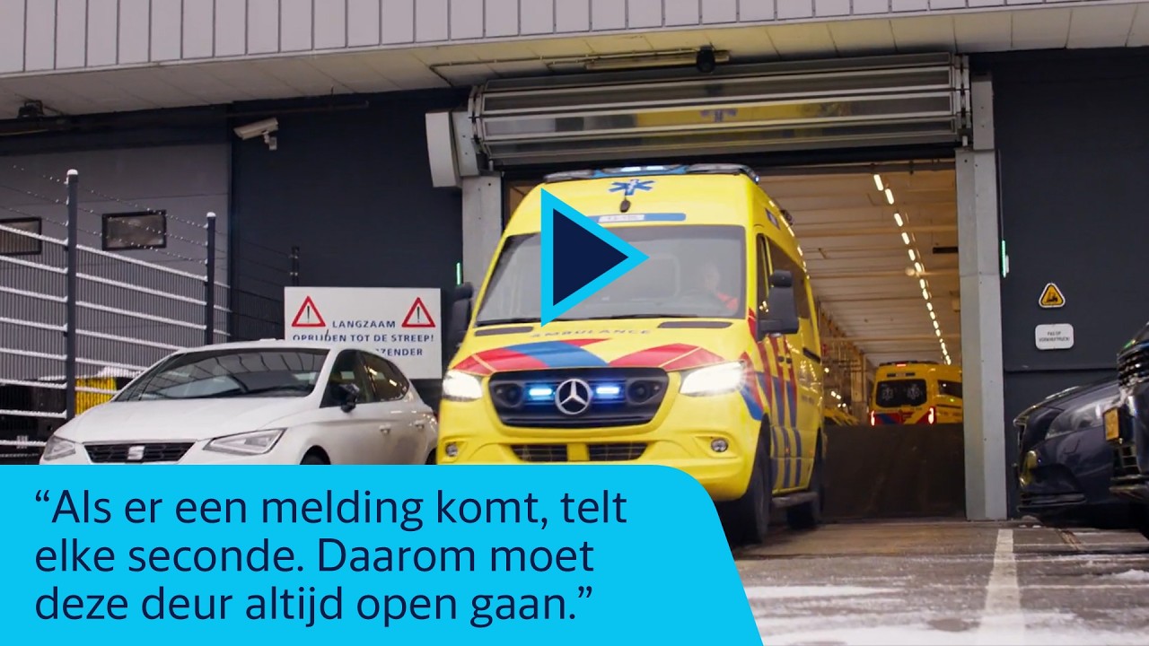 Als er een melding komt, telt elke seconde en moeten de deuren gewoon altijd open gaan.