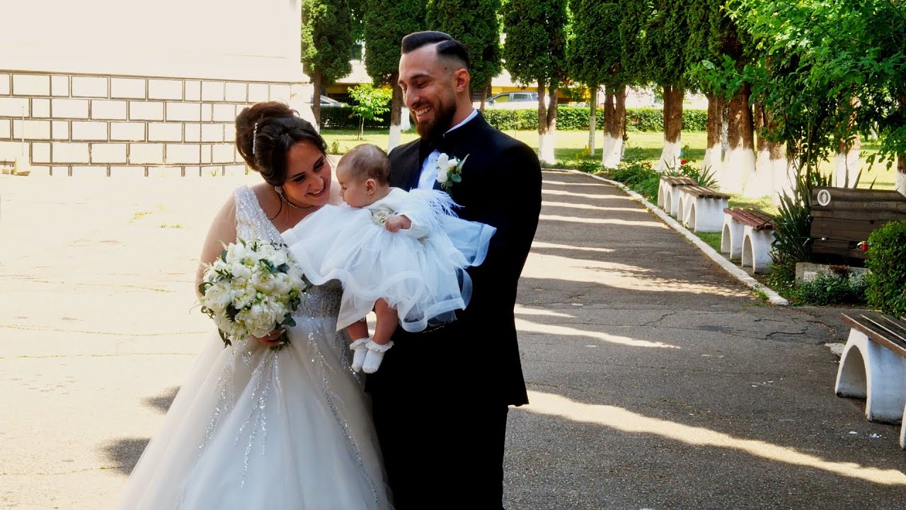 Film nunta Adrian si Cristiana și botez Eveline Maria - 3 Stejari, Brașov