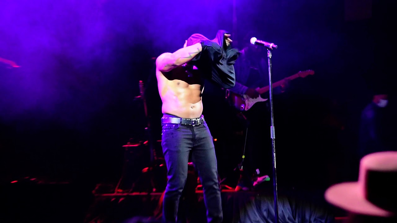Tank Nothing On Live in Concert